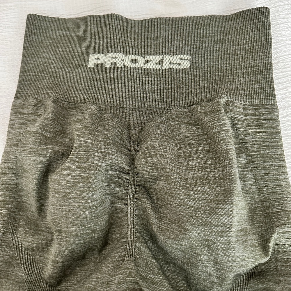 BUTT SCRUNCH SEAMLESS LEGGINGS